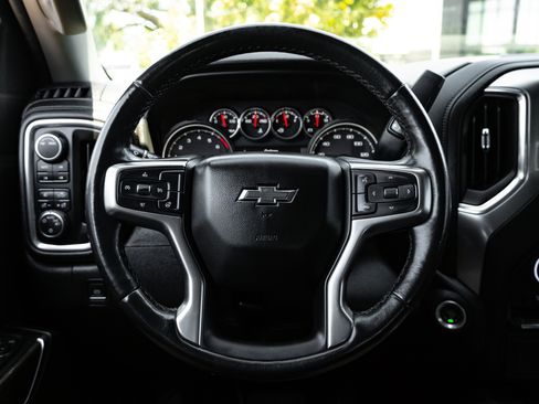 Used 2021 Chevrolet Silverado 1500 LT Trail Boss w/ Bed Protection Package image 18