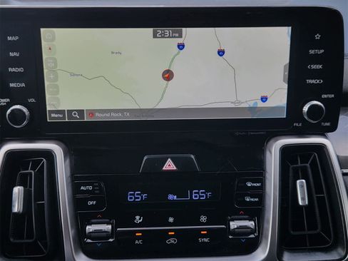 Certified 2022 Kia Sorento S image 15