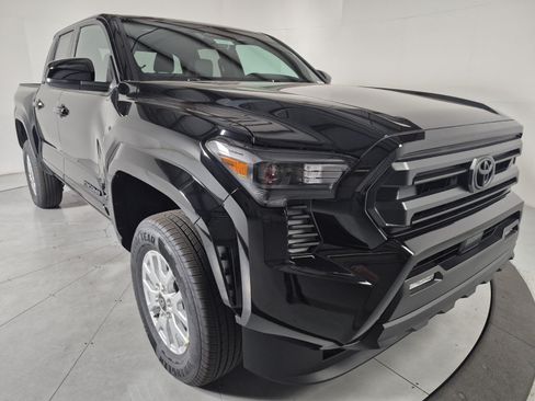 New 2026 Toyota Tacoma SR5 AWD/4WD image 6