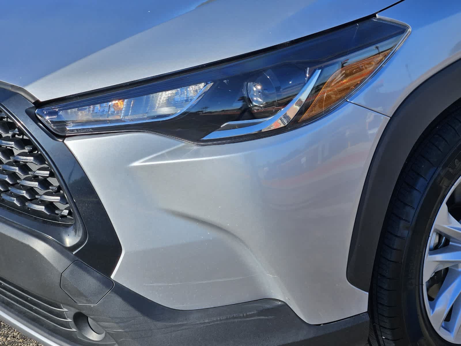 Used 2022 Toyota Corolla Cross LE FWD image 7