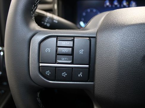 New 2026 Ford F250 Lariat w/ Black Appearance Package image 36