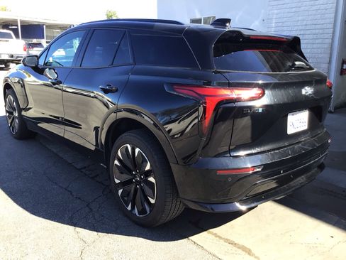 Used 2024 Chevrolet Blazer EV RS AWD/4WD image 3