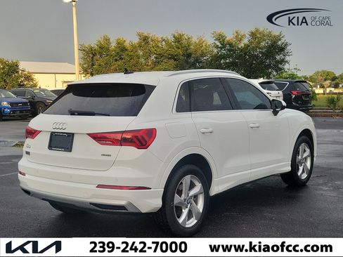 Used 2020 Audi Q3 2.0T Premium w/ Convenience Package AWD/4WD image 6