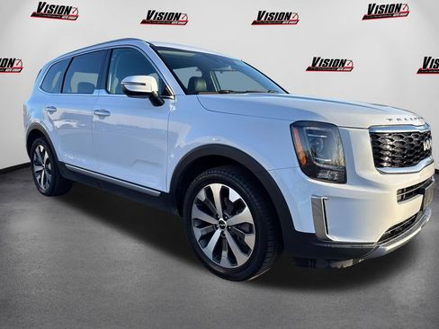 Used 2022 Kia Telluride S AWD/4WD image 3