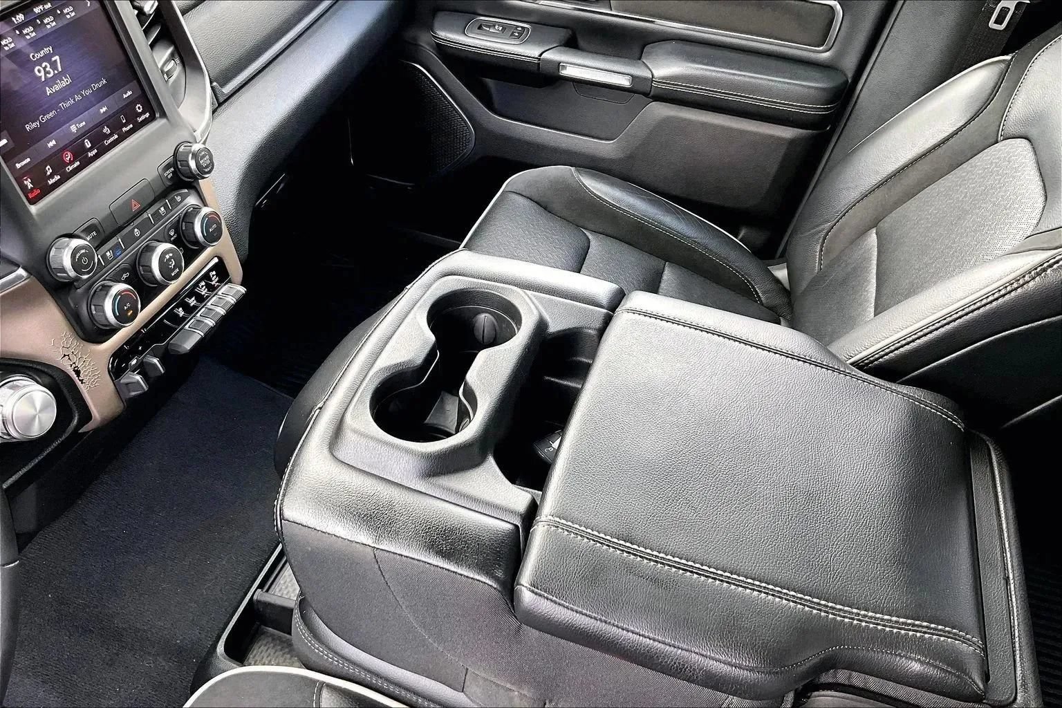 Used 2021 RAM 1500 Laramie RWD image 14