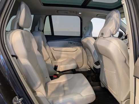 Used 2024 Volvo XC90 B6 Plus w/ Protection Package image 28
