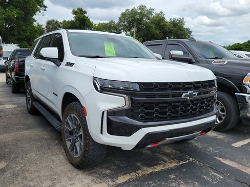 Used 2023 Chevrolet Tahoe Z71 w/ Luxury Package AWD/4WD image 6