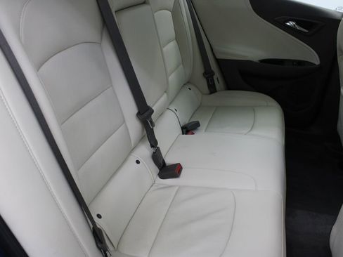 Used 2024 Chevrolet Malibu LT image 21