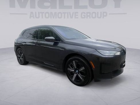 Used 2024 BMW iX xDrive50 w/ Convenience Package AWD/4WD image 7