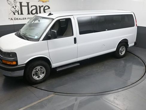 New 2025 Chevrolet Express 3500 LT w/ LT Preferred Equipment Group RWD image 24