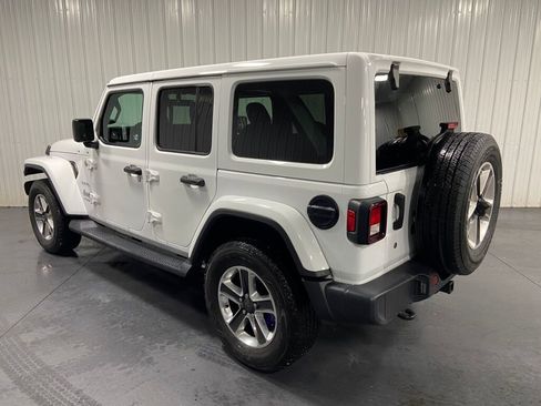 Used 2018 Jeep Wrangler Unlimited Sahara w/ Dual Top Group image 3