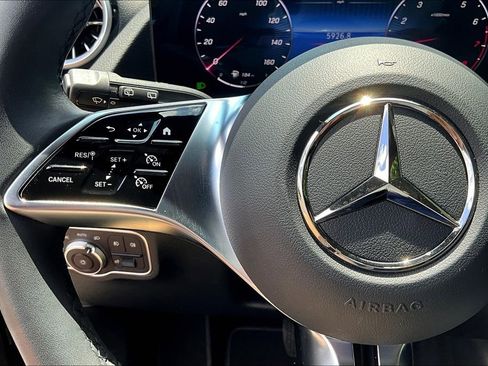 Used 2025 Mercedes-Benz GLA 250 4MATIC image 20