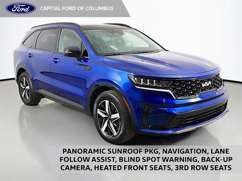 Used 2023 Kia Sorento S w/ Panoramic Sunroof Package FWD image 1