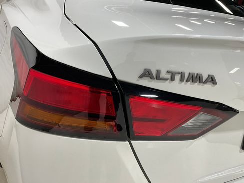 Used 2024 Nissan Altima 2.5 SR image 25
