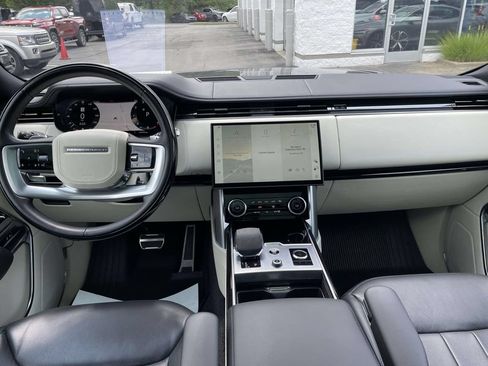 Certified 2023 Land Rover Range Rover SE AWD/4WD image 23