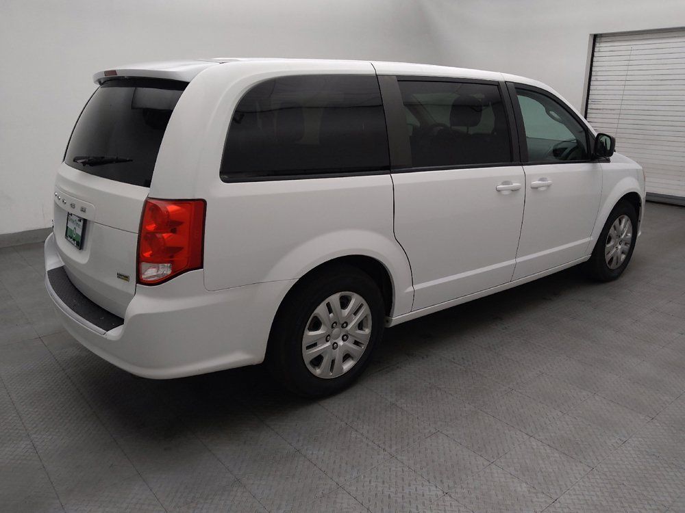 Used 2018 Dodge Grand Caravan SE FWD image 10