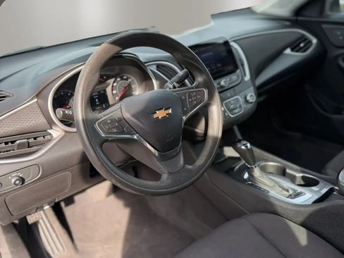 Used 2019 Chevrolet Malibu LS FWD image 8