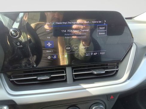 New 2026 Chevrolet Trax LS w/ LS Convenience Package FWD image 20