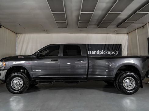 Used 2022 RAM 3500 Tradesman AWD/4WD image 11