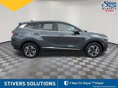 Used 2024 Kia Sportage LX AWD/4WD image 5