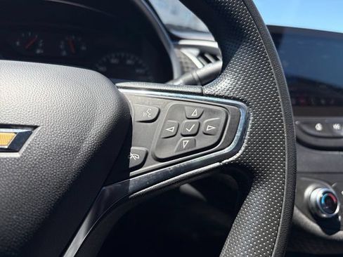Used 2024 Chevrolet Malibu LT FWD image 25
