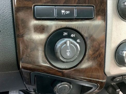 Used 2015 Ford F250 Platinum AWD/4WD image 29