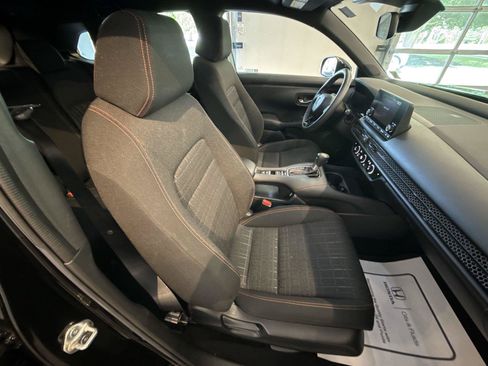 Used 2024 Honda HR-V Sport image 25