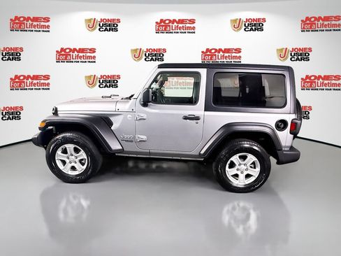 Used 2021 Jeep Wrangler Sport AWD/4WD image 13
