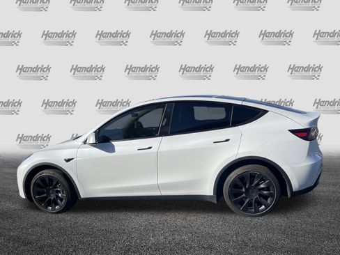 Used 2021 Tesla Model Y Long Range image 7