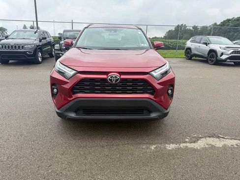 Used 2022 Toyota RAV4 XLE Premium AWD/4WD image 14