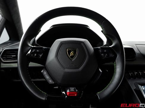 Used 2023 Lamborghini Huracan EVO image 26