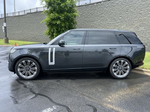 Certified 2023 Land Rover Range Rover Long Wheelbase Autobiography AWD/4WD image 23