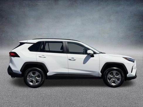 Used 2024 Toyota RAV4 XLE FWD image 2