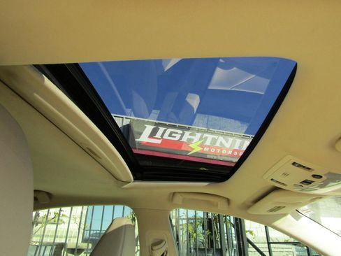 Used 2014 Lexus IS 250 image 8