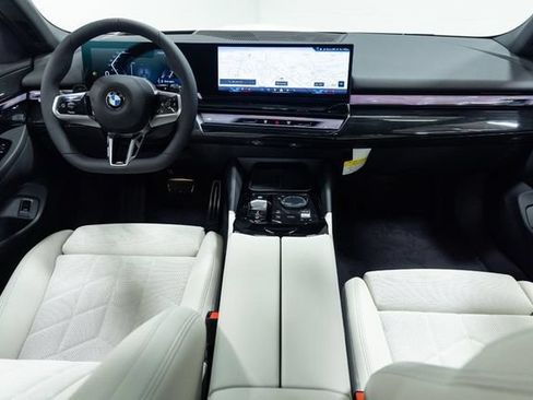 New 2027 BMW 530i xDrive w/ M Sport Package AWD/4WD image 23
