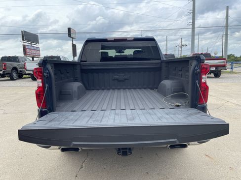 Used 2021 Chevrolet Silverado 1500 LT w/ Z71 Off-Road Package image 14