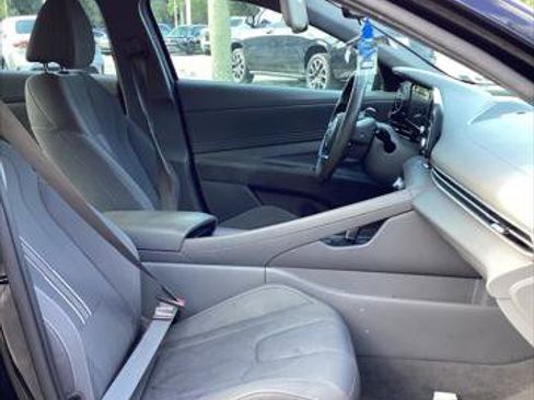 Used 2021 Hyundai Elantra SEL w/ Convenience Package FWD image 22