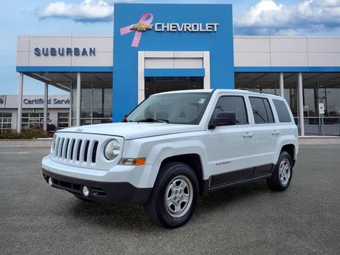 Used 2017 Jeep Patriot Sport w/ Power Value Group FWD image 1
