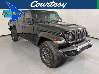 New 2026 Jeep Gladiator Sport