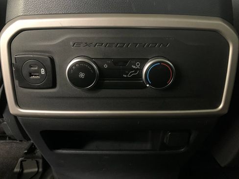 Used 2023 Ford Expedition XL AWD/4WD image 21
