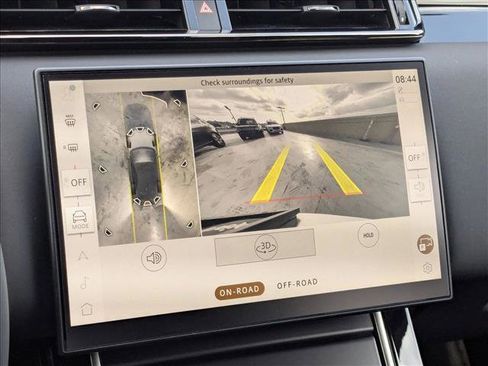 New 2026 Land Rover Range Rover Velar Dynamic SE image 13