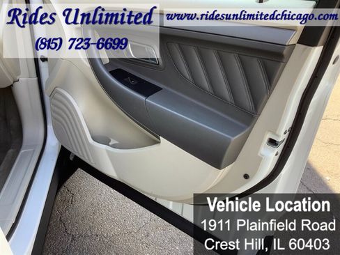 Used 2011 Ford Taurus SE FWD image 26