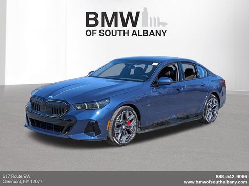 Used 2026 BMW 550e xDrive w/ Executive Package image 1