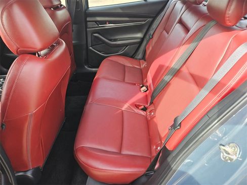 Used 2025 MAZDA MAZDA3 s image 28