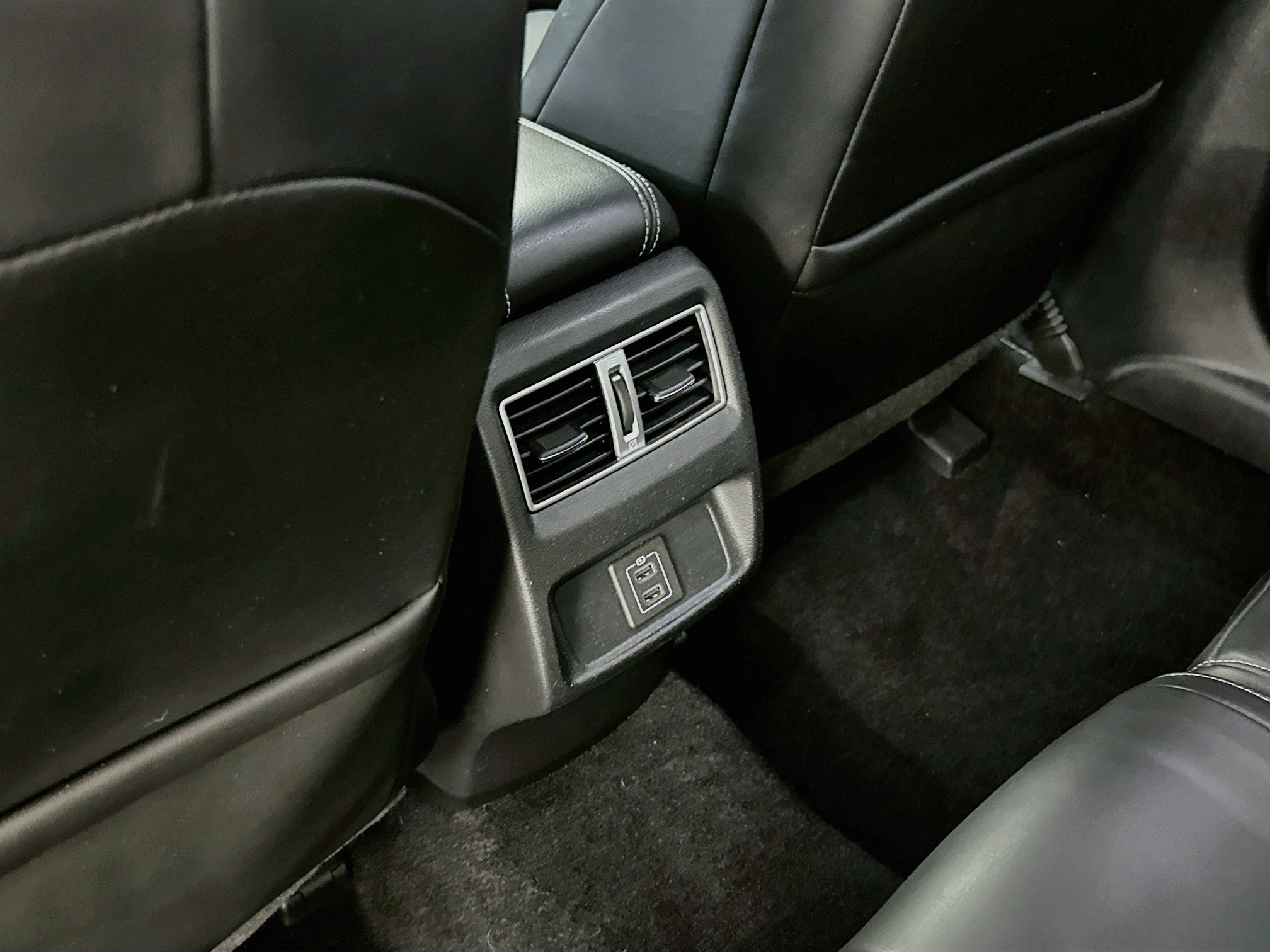 Used 2018 Nissan Maxima Platinum FWD image 29