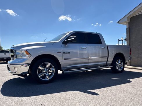 Used 2017 RAM 1500 Big Horn AWD/4WD image 2