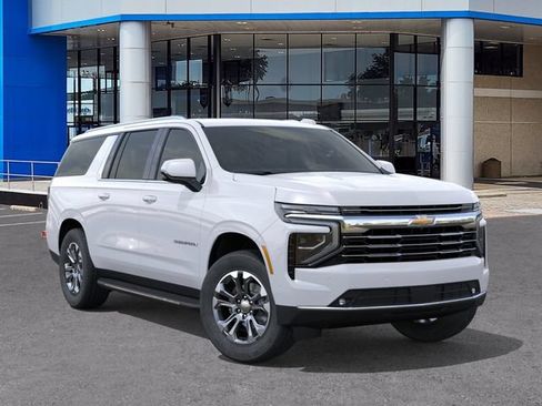 New 2026 Chevrolet Suburban LT w/ Comfort Package RWD image 7
