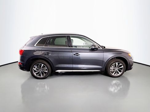 Used 2021 Audi Q5 2.0T Premium Plus w/ Premium Plus Package AWD/4WD image 11