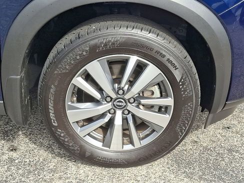 Certified 2025 Nissan Pathfinder SL AWD/4WD image 9