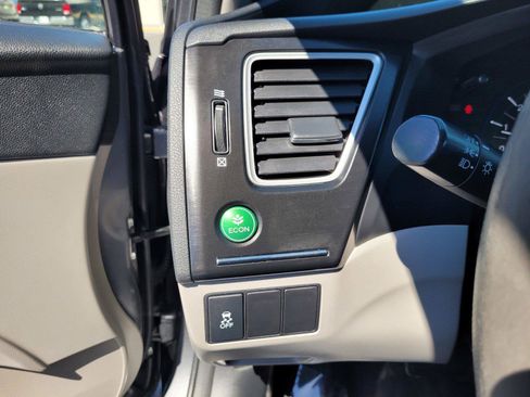 Used 2013 Honda Civic LX image 32